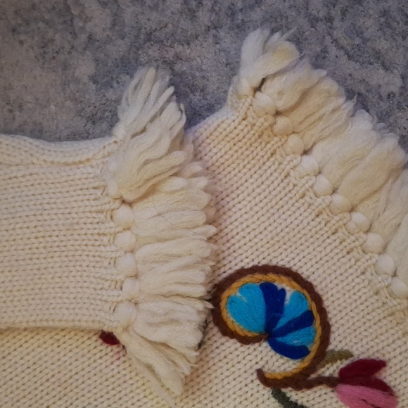 Vintage Evan Picone Sweater - Picture 4 of 15